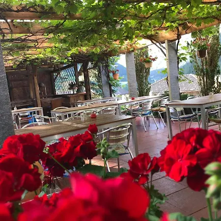 여관 Restaurant Raetia