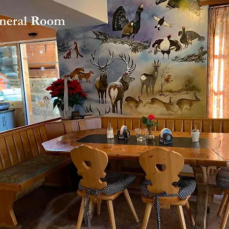 여관 Restaurant Raetia 필리주